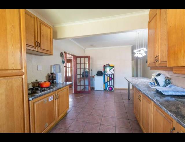 3 BEDROOM HOUSE FOR SALE IN FALCON RIDGE